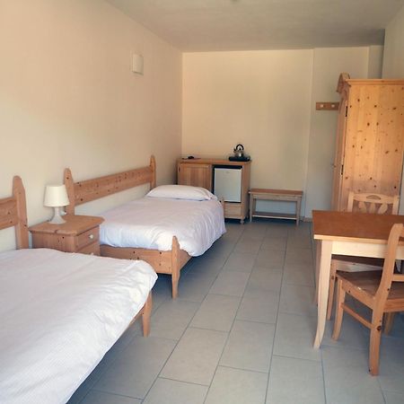 Hotel Elbele Garni Folgaria Δωμάτιο φωτογραφία