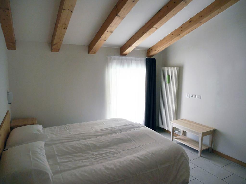 Hotel Elbele Garni Folgaria Δωμάτιο φωτογραφία