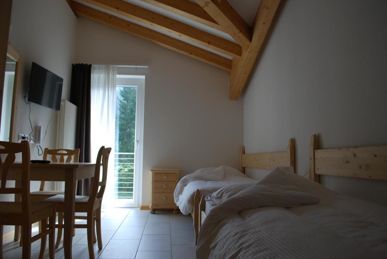 Hotel Elbele Garni Folgaria Δωμάτιο φωτογραφία